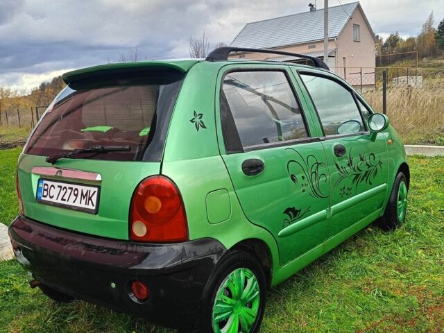 Зеленый Чери Кью Кью, объемом двигателя 1.1 л и пробегом 137 тыс. км за 3200 $, фото 3 на Automoto.ua