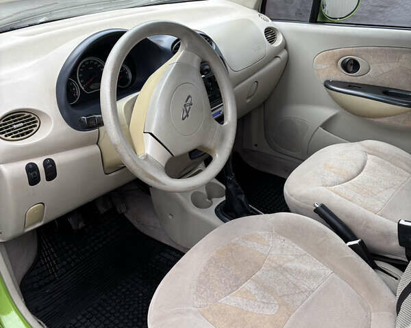 Зелений Чері Кью Кью, об'ємом двигуна 1.08 л та пробігом 131 тис. км за 2050 $, фото 7 на Automoto.ua