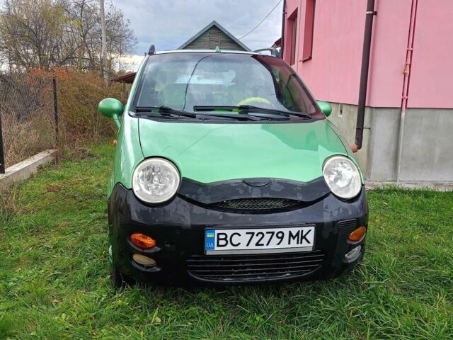 Зеленый Чери Кью Кью, объемом двигателя 1.1 л и пробегом 137 тыс. км за 3200 $, фото 2 на Automoto.ua