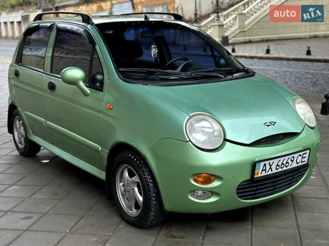 Зеленый Чери Кью Кью, объемом двигателя 1.08 л и пробегом 21 тыс. км за 1800 $, фото 2 на Automoto.ua