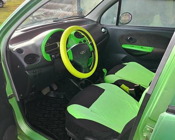 Чери Кью Кью 2008 в Львове на Automoto.ua Зеленый Чери Кью Кью, объемом двигателя 1.08 л и пробегом 137 тыс. км за 3200 $, фото 15 на Automoto.ua