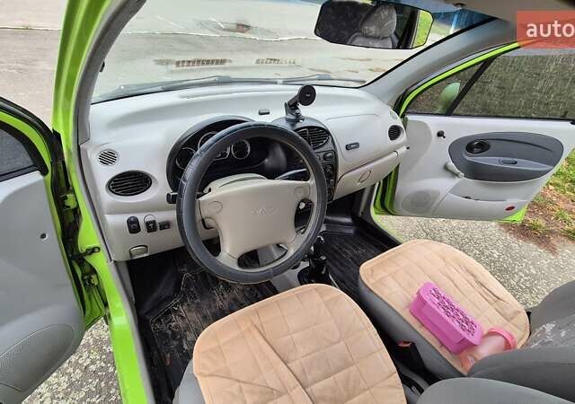 Зеленый Чери Кью Кью, объемом двигателя 1.08 л и пробегом 115 тыс. км за 2100 $, фото 7 на Automoto.ua