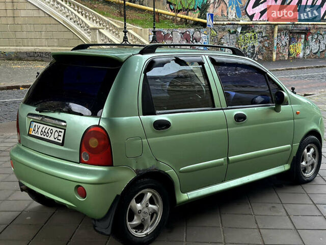 Зеленый Чери Кью Кью, объемом двигателя 1.08 л и пробегом 21 тыс. км за 1800 $, фото 5 на Automoto.ua