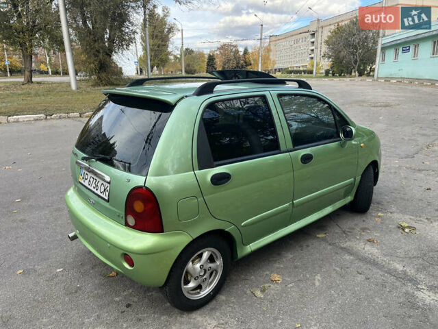 Чери Кью Кью 2008 в Запорожье на Automoto.ua Зеленый Чери Кью Кью, объемом двигателя 1.08 л и пробегом 117 тыс. км за 2000 $, фото 7 на Automoto.ua