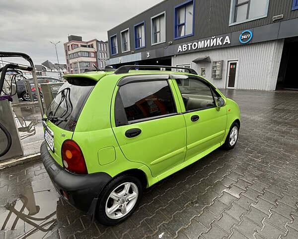 Зелений Чері Кью Кью, об'ємом двигуна 1.08 л та пробігом 131 тис. км за 2050 $, фото 10 на Automoto.ua