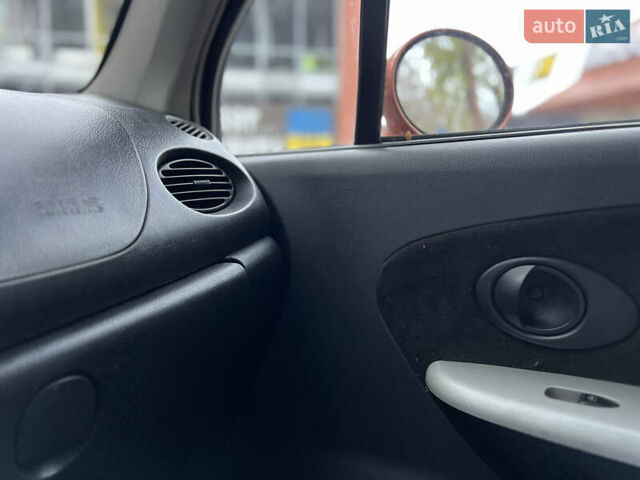 Оранжевый Чери Кью Кью, объемом двигателя 1.08 л и пробегом 120 тыс. км за 2300 $, фото 21 на Automoto.ua