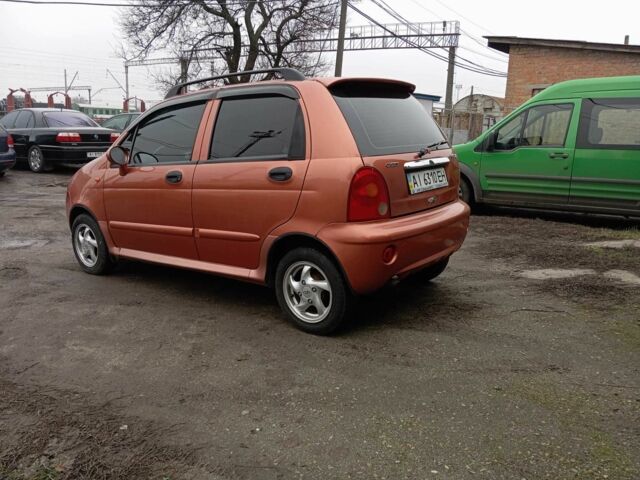 Оранжевый Чери Кью Кью, объемом двигателя 1.1 л и пробегом 105 тыс. км за 2500 $, фото 7 на Automoto.ua