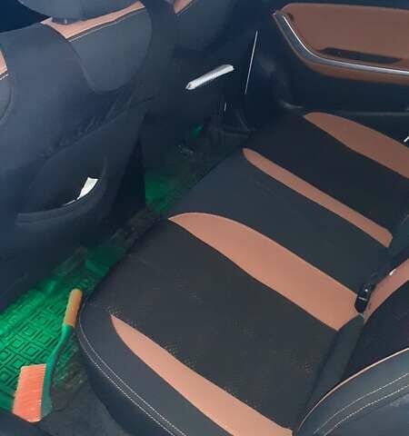 Білий Чері Tiggo 2, об'ємом двигуна 1.5 л та пробігом 77 тис. км за 8400 $, фото 5 на Automoto.ua