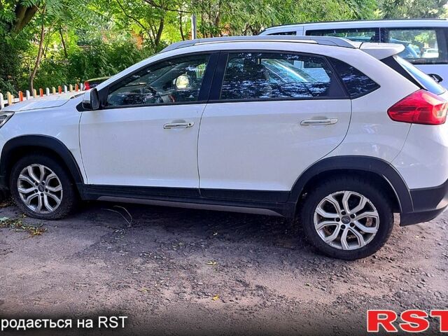 Белый Чери Tiggo 2, объемом двигателя 1.5 л и пробегом 1000 тыс. км за 5500 $, фото 1 на Automoto.ua