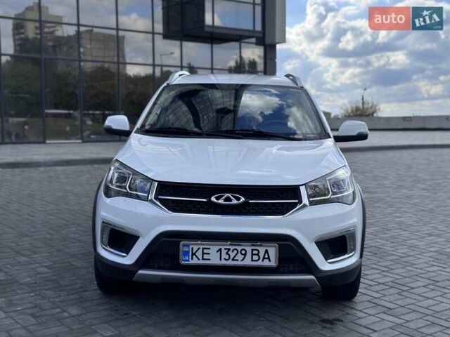 Белый Чери Tiggo 2, объемом двигателя 1.5 л и пробегом 66 тыс. км за 8850 $, фото 2 на Automoto.ua