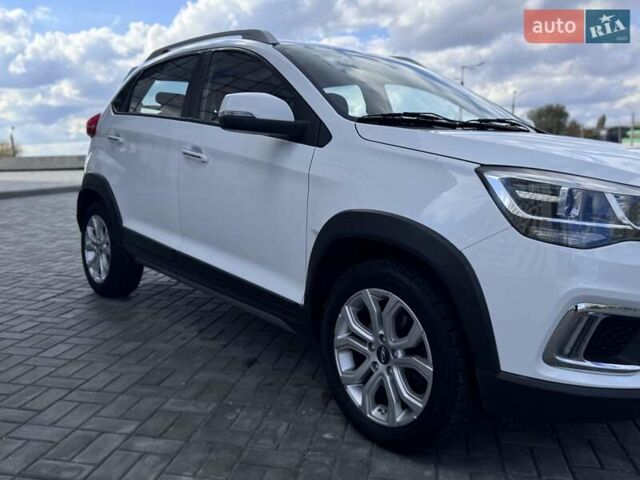 Белый Чери Tiggo 2, объемом двигателя 1.5 л и пробегом 66 тыс. км за 8850 $, фото 23 на Automoto.ua