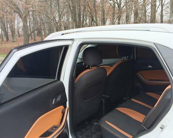 Білий Чері Tiggo 2, об'ємом двигуна 1.5 л та пробігом 99 тис. км за 7700 $, фото 5 на Automoto.ua