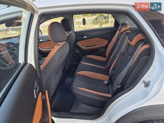 Белый Чери Tiggo 2, объемом двигателя 1.5 л и пробегом 85 тыс. км за 6800 $, фото 17 на Automoto.ua