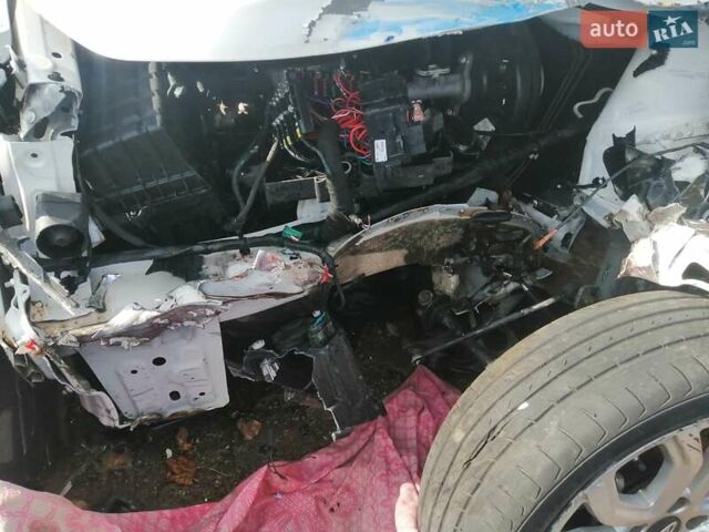 Белый Чери Tiggo 2, объемом двигателя 1.5 л и пробегом 30 тыс. км за 3800 $, фото 5 на Automoto.ua