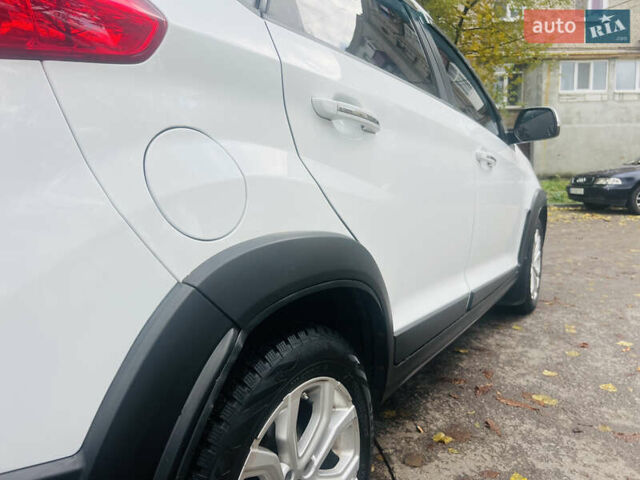 Белый Чери Tiggo 2, объемом двигателя 1.5 л и пробегом 70 тыс. км за 7900 $, фото 3 на Automoto.ua