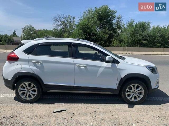 Білий Чері Tiggo 2, об'ємом двигуна 1.5 л та пробігом 69 тис. км за 8500 $, фото 3 на Automoto.ua