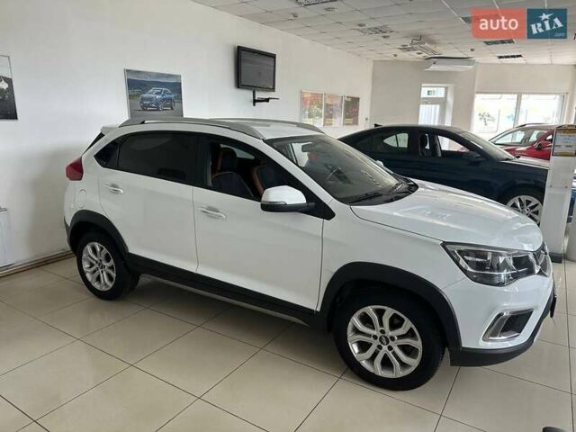 Белый Чери Tiggo 2, объемом двигателя 1.5 л и пробегом 110 тыс. км за 9200 $, фото 5 на Automoto.ua
