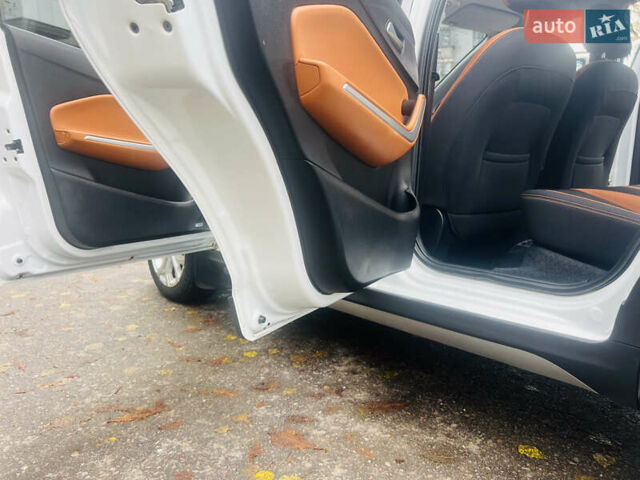 Белый Чери Tiggo 2, объемом двигателя 1.5 л и пробегом 70 тыс. км за 7900 $, фото 8 на Automoto.ua