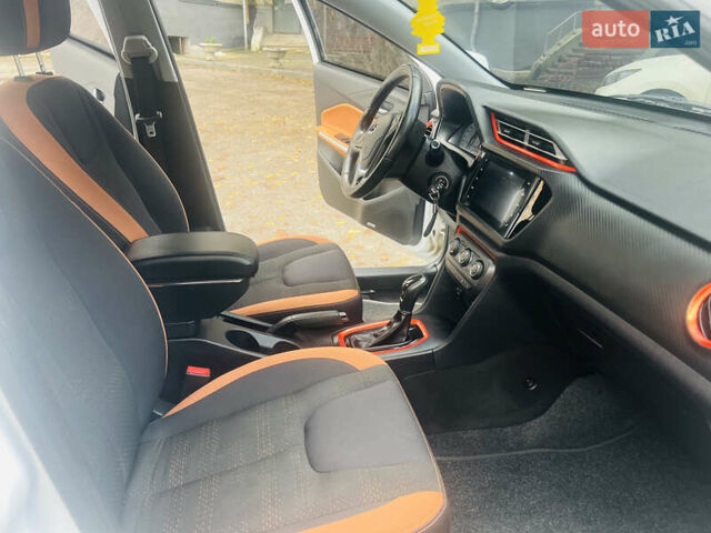 Белый Чери Tiggo 2, объемом двигателя 1.5 л и пробегом 70 тыс. км за 7900 $, фото 7 на Automoto.ua