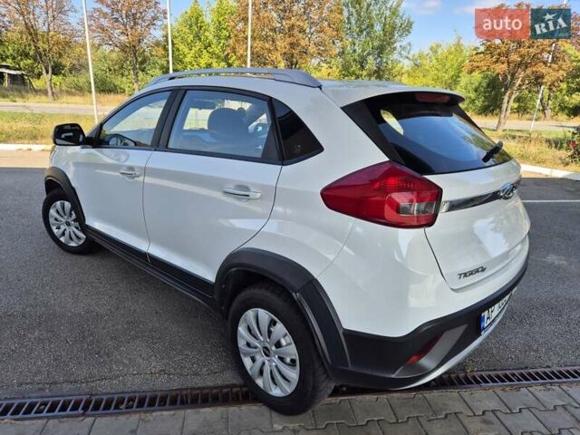 Белый Чери Tiggo 2, объемом двигателя 1.5 л и пробегом 85 тыс. км за 7700 $, фото 7 на Automoto.ua