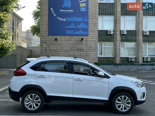 Білий Чері Tiggo 2, об'ємом двигуна 1.5 л та пробігом 69 тис. км за 9299 $, фото 5 на Automoto.ua
