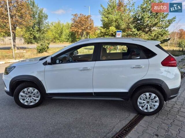 Белый Чери Tiggo 2, объемом двигателя 1.5 л и пробегом 85 тыс. км за 6800 $, фото 6 на Automoto.ua