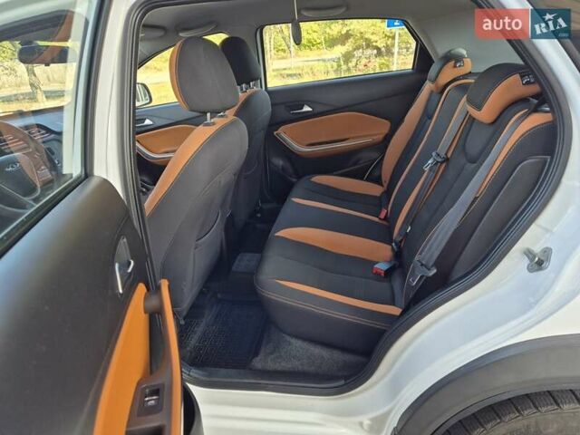 Белый Чери Tiggo 2, объемом двигателя 1.5 л и пробегом 85 тыс. км за 7700 $, фото 15 на Automoto.ua