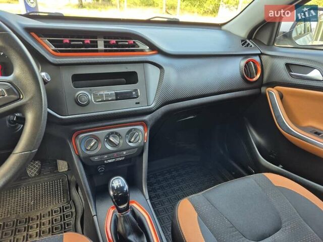 Белый Чери Tiggo 2, объемом двигателя 1.5 л и пробегом 85 тыс. км за 6800 $, фото 11 на Automoto.ua