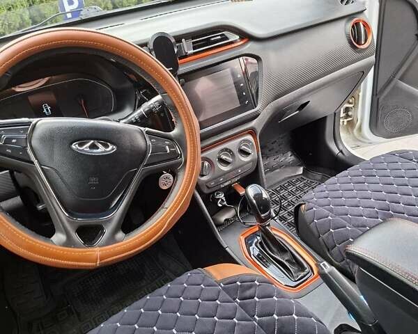 Белый Чери Tiggo 2, объемом двигателя 1.5 л и пробегом 32 тыс. км за 9000 $, фото 13 на Automoto.ua