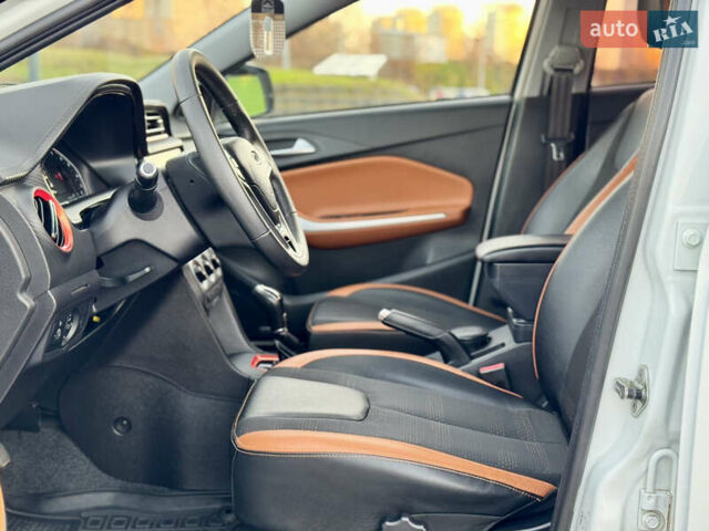 Білий Чері Tiggo 2, об'ємом двигуна 1.5 л та пробігом 33 тис. км за 9500 $, фото 17 на Automoto.ua