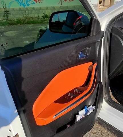 Белый Чери Tiggo 2, объемом двигателя 1.5 л и пробегом 75 тыс. км за 7500 $, фото 7 на Automoto.ua