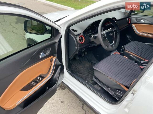 Белый Чери Tiggo 2, объемом двигателя 1.5 л и пробегом 75 тыс. км за 7950 $, фото 15 на Automoto.ua