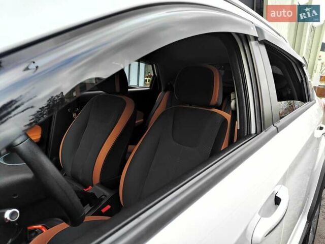 Білий Чері Tiggo 2, об'ємом двигуна 1.5 л та пробігом 114 тис. км за 6990 $, фото 4 на Automoto.ua