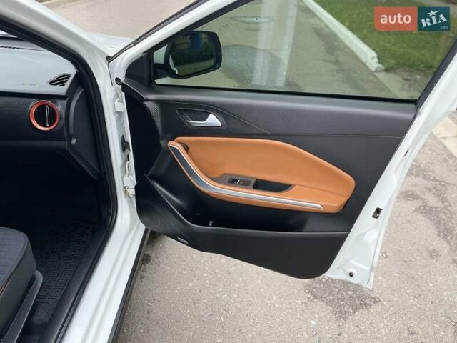 Белый Чери Tiggo 2, объемом двигателя 1.5 л и пробегом 75 тыс. км за 7950 $, фото 11 на Automoto.ua