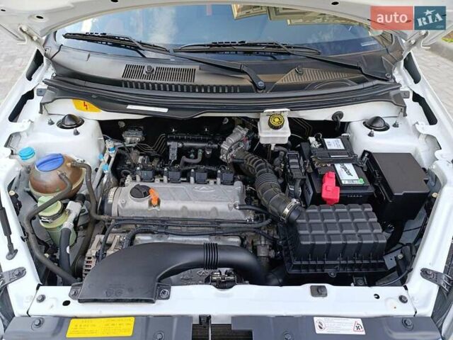 Белый Чери Tiggo 2, объемом двигателя 1.5 л и пробегом 59 тыс. км за 8990 $, фото 66 на Automoto.ua