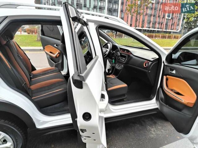 Білий Чері Tiggo 2, об'ємом двигуна 1.5 л та пробігом 114 тис. км за 6990 $, фото 28 на Automoto.ua