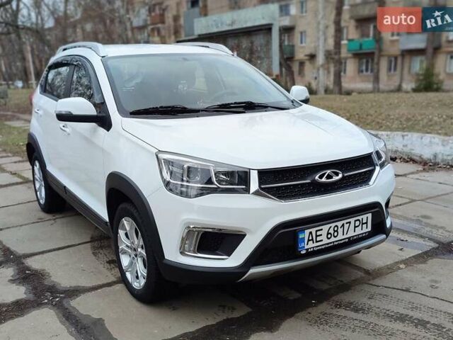 Белый Чери Tiggo 2, объемом двигателя 1.5 л и пробегом 64 тыс. км за 9100 $, фото 4 на Automoto.ua