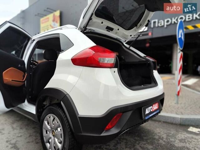 Білий Чері Tiggo 2, об'ємом двигуна 1.5 л та пробігом 114 тис. км за 6990 $, фото 14 на Automoto.ua