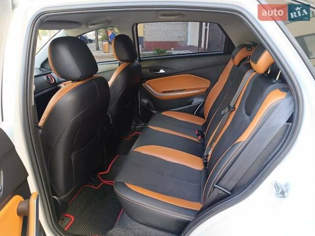 Белый Чери Tiggo 2, объемом двигателя 1.5 л и пробегом 59 тыс. км за 8990 $, фото 45 на Automoto.ua
