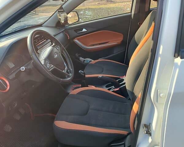 Белый Чери Tiggo 2, объемом двигателя 1.5 л и пробегом 64 тыс. км за 9100 $, фото 11 на Automoto.ua