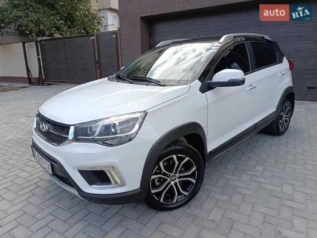 Белый Чери Tiggo 2, объемом двигателя 1.5 л и пробегом 59 тыс. км за 8990 $, фото 2 на Automoto.ua