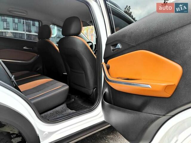 Білий Чері Tiggo 2, об'ємом двигуна 1.5 л та пробігом 114 тис. км за 6990 $, фото 56 на Automoto.ua