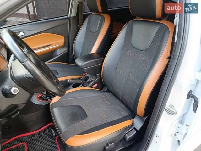 Белый Чери Tiggo 2, объемом двигателя 1.5 л и пробегом 59 тыс. км за 8990 $, фото 27 на Automoto.ua