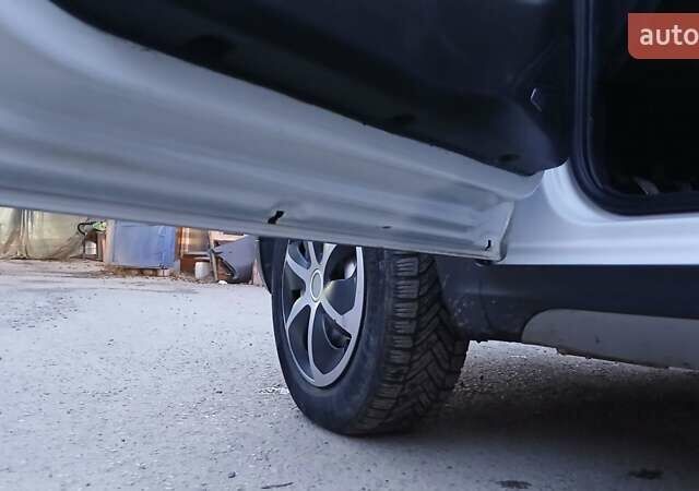 Чері Tiggo 2 2021 у Тернополі на Automoto.ua Білий Чері Tiggo 2, об'ємом двигуна 1.5 л та пробігом 214 тис. км за 5900 $, фото 40 на Automoto.ua