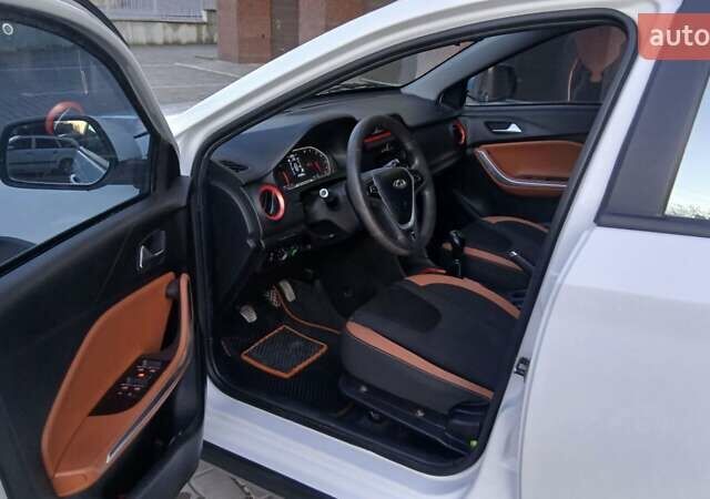 Чері Tiggo 2 2021 у Тернополі на Automoto.ua Білий Чері Tiggo 2, об'ємом двигуна 1.5 л та пробігом 214 тис. км за 5900 $, фото 12 на Automoto.ua