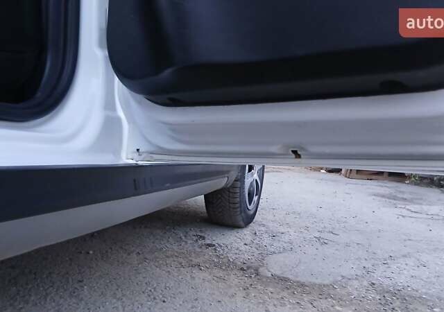 Чері Tiggo 2 2021 у Тернополі на Automoto.ua Білий Чері Tiggo 2, об'ємом двигуна 1.5 л та пробігом 214 тис. км за 5900 $, фото 39 на Automoto.ua