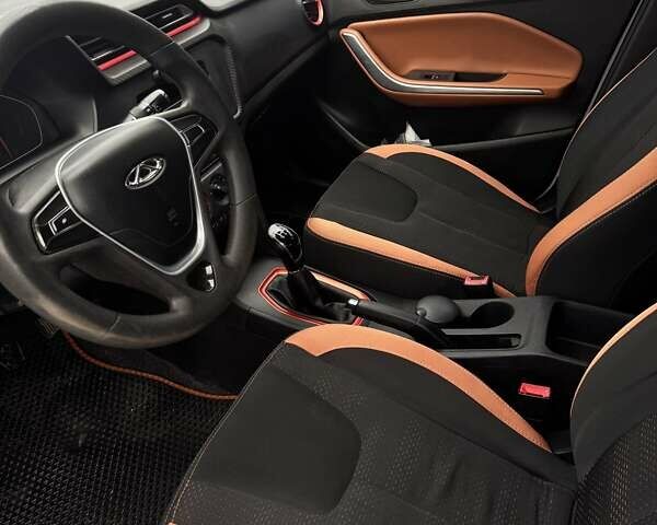 Білий Чері Tiggo 2, об'ємом двигуна 1.5 л та пробігом 213 тис. км за 5800 $, фото 3 на Automoto.ua