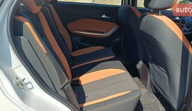 Білий Чері Tiggo 2, об'ємом двигуна 1.5 л та пробігом 12 тис. км за 10500 $, фото 12 на Automoto.ua