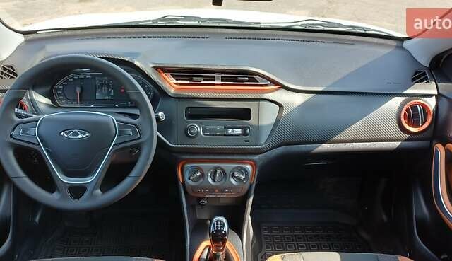 Білий Чері Tiggo 2, об'ємом двигуна 1.5 л та пробігом 12 тис. км за 10500 $, фото 15 на Automoto.ua
