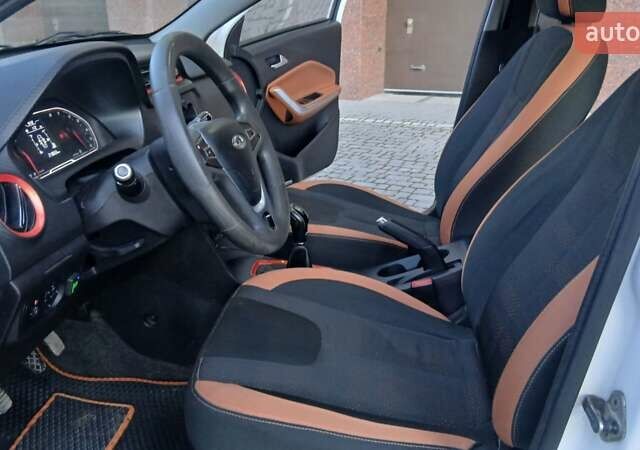 Чері Tiggo 2 2021 у Тернополі на Automoto.ua Білий Чері Tiggo 2, об'ємом двигуна 1.5 л та пробігом 214 тис. км за 5900 $, фото 25 на Automoto.ua